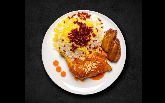 زرشک پلو با مرغ ویژه گیلار