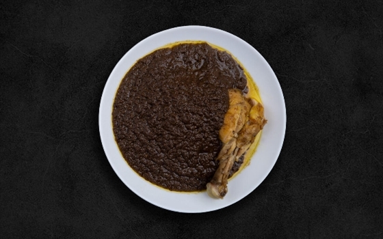خورشت فسنجان با ران مرغ عسلی